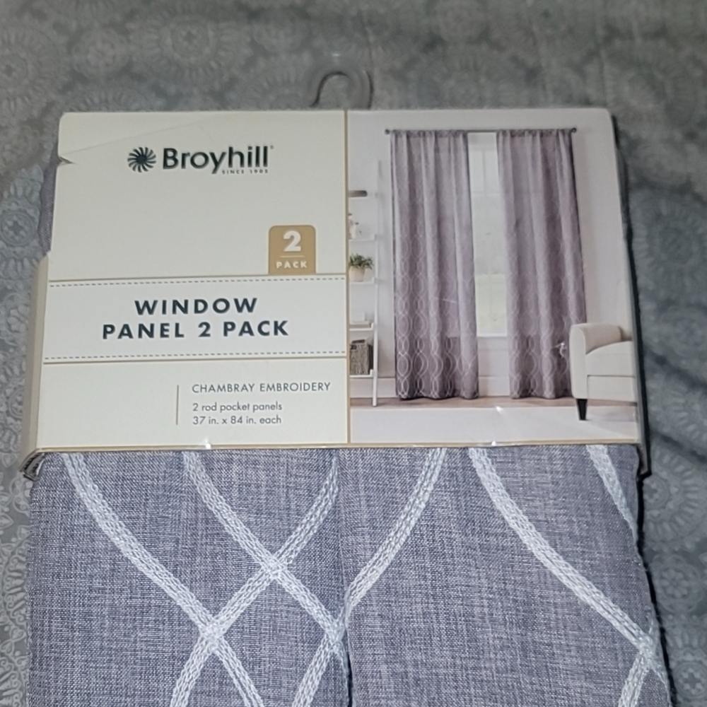 Broyhill Gray Window Panel 2 Pack